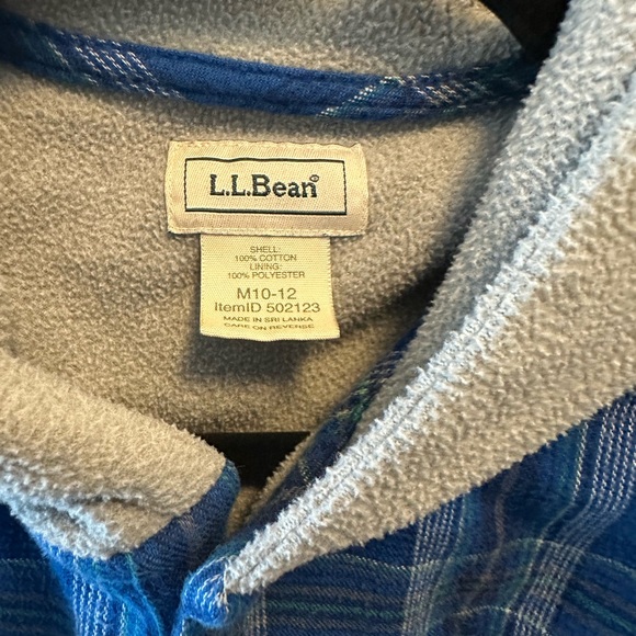L.L. Bean hooded flannel size M - Picture 2 of 3
